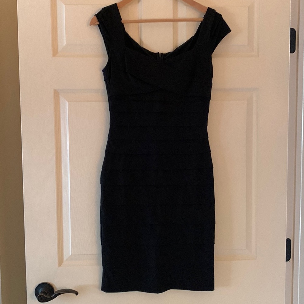 White House black market size 6 cocktail dress